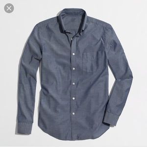 Men’s J. Crew Chambray shirt